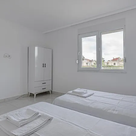 Villa Near By The Land Of Legends , Private Pool , Larisa *