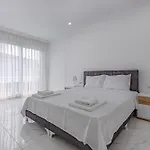 Вилла Near By The Land Of Legends , Private Pool , Larisa Белек