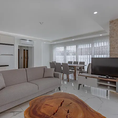 Villa Near By The Land Of Legends , Private Pool , Larisa